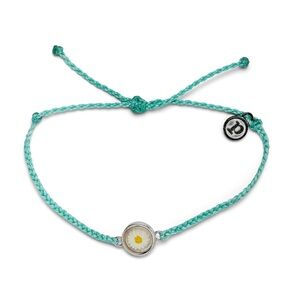 Pura Vida Meadow Daisy Bracelet